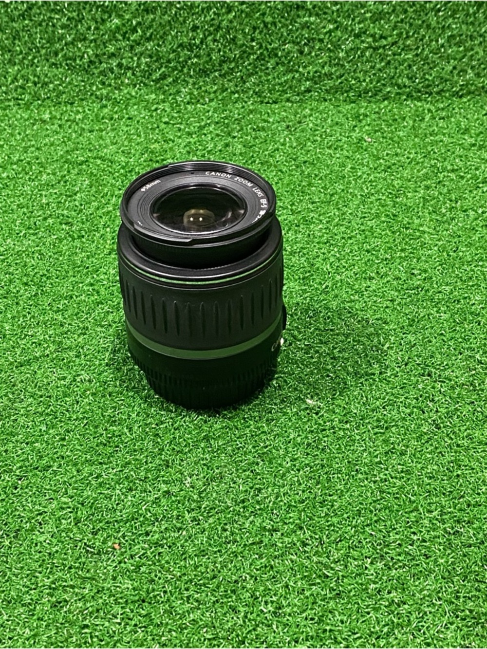 Canon EF-S 18-55mm f/1:3.5-5.6 IS Lens